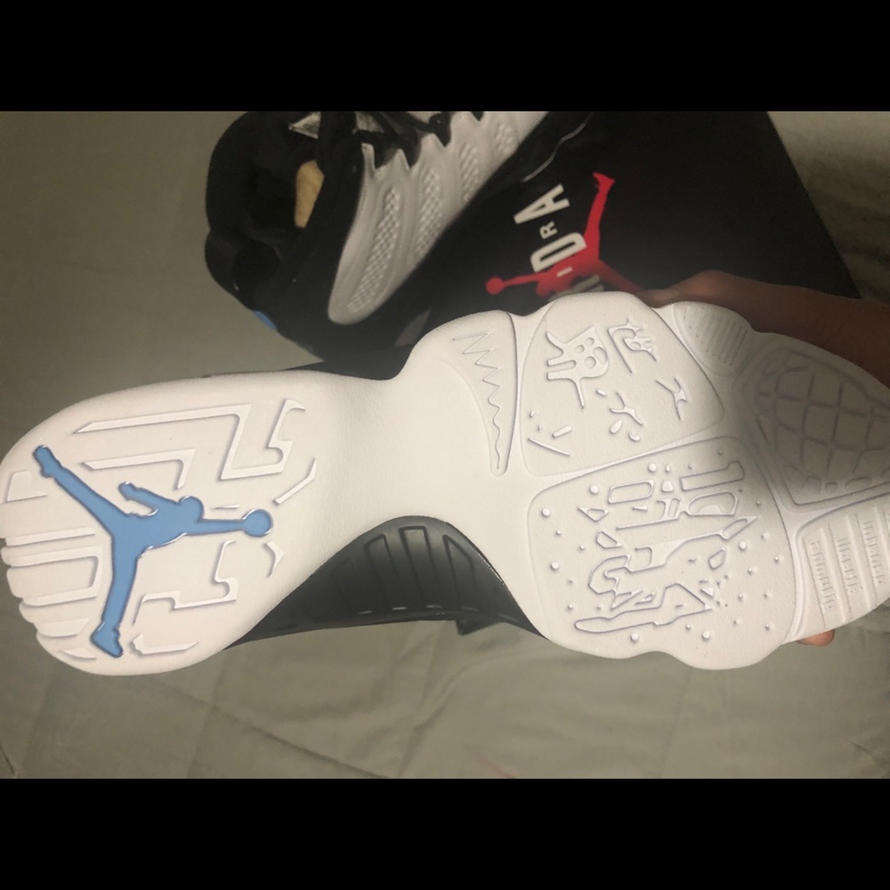 Jordan 9 university blue size 9.5 $240